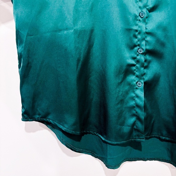 SHEIN Forest green silky shirt - Picture 6 of 8